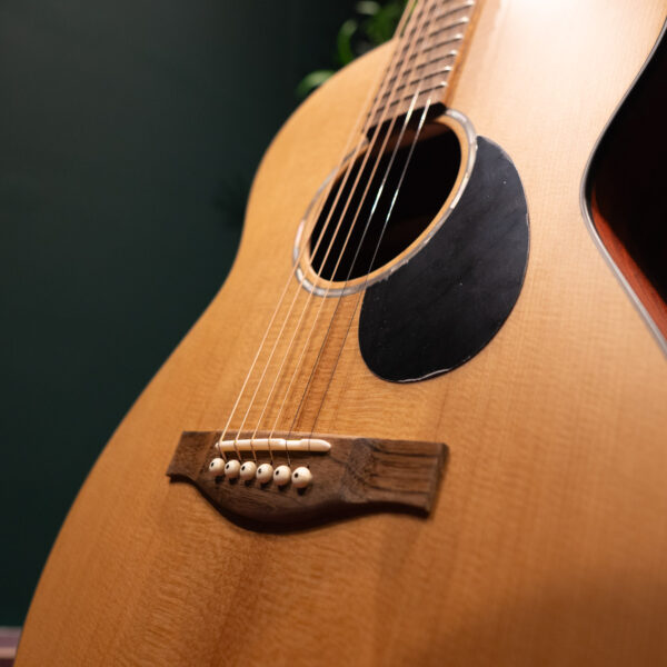 eastman pch1 om acoustic guitar