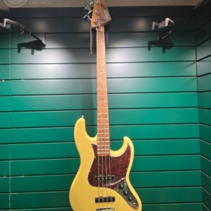 jet guitars jjb 300 vintage yellow