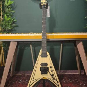 spira guitars v 420 antique white