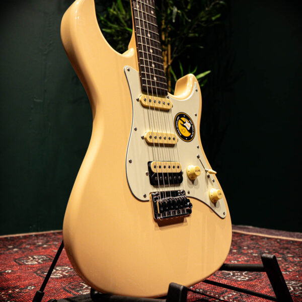 sire larry carlton s3 aged white